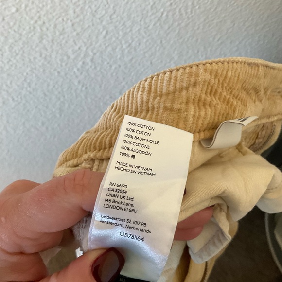 BDG Urban Outfitters High Rise Mom Corduroy Pants size 28 - Picture 9 of 12